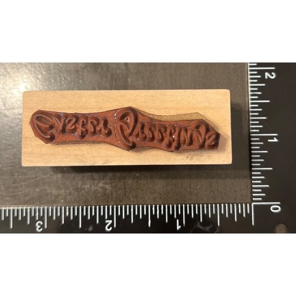 Hero Arts Easter Greetings Wood Mounted Rubber Stamp C2744 - Picture 3 of 4